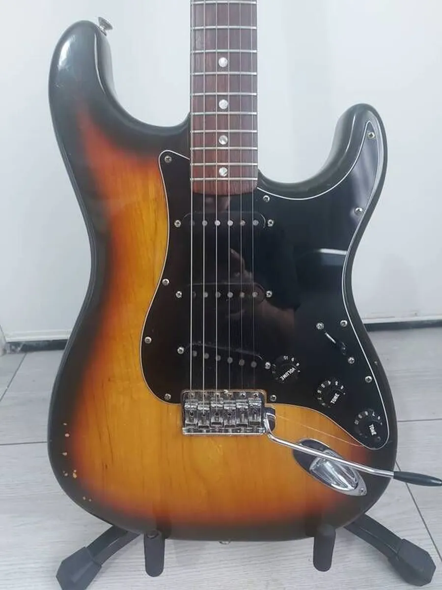 fender Stratocaster 1979 - Image 4