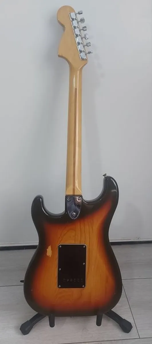 fender Stratocaster 1979 - Image 3