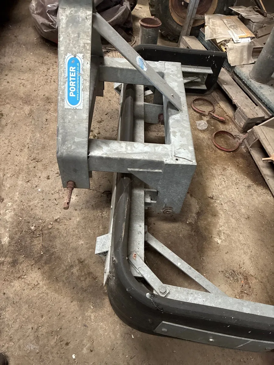Porter heavy duty 10ft yard scraper as new - Image 2