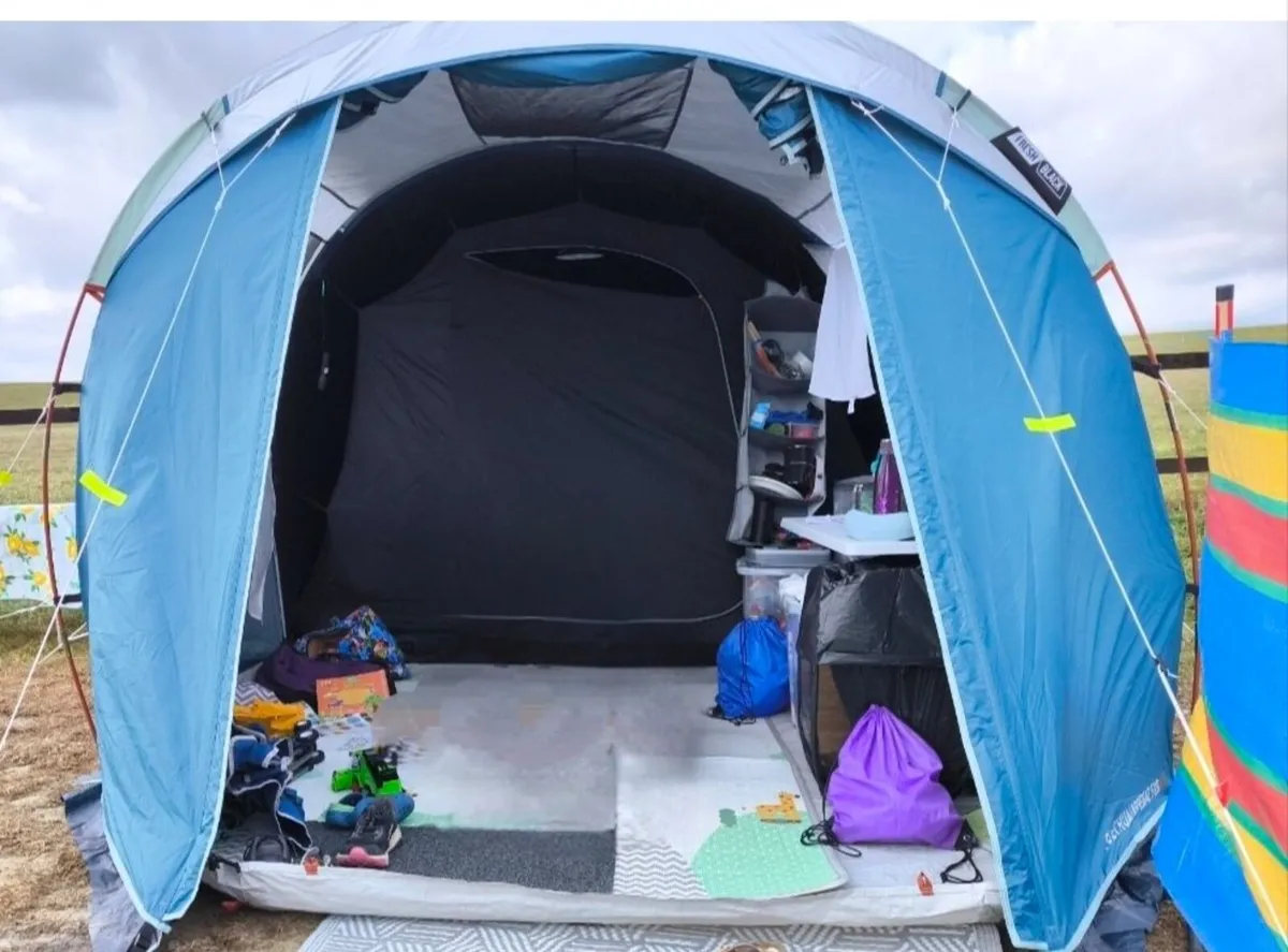 Tent- Quencha Aprenez 4-person camping tent - Image 3