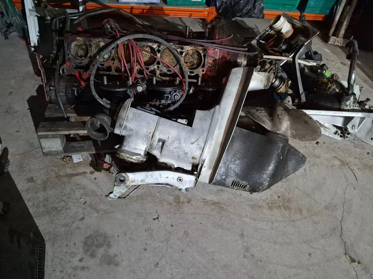 Boat engine - Image 4