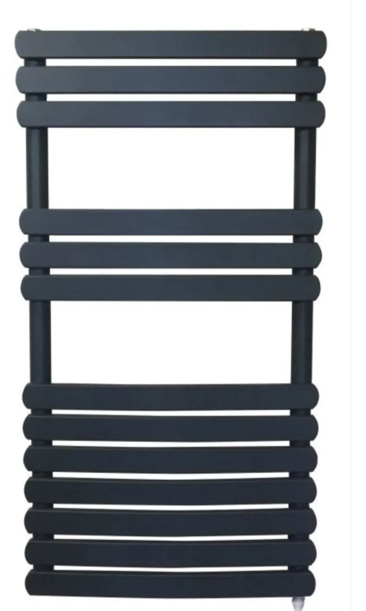 Heated towel rail - Image 1