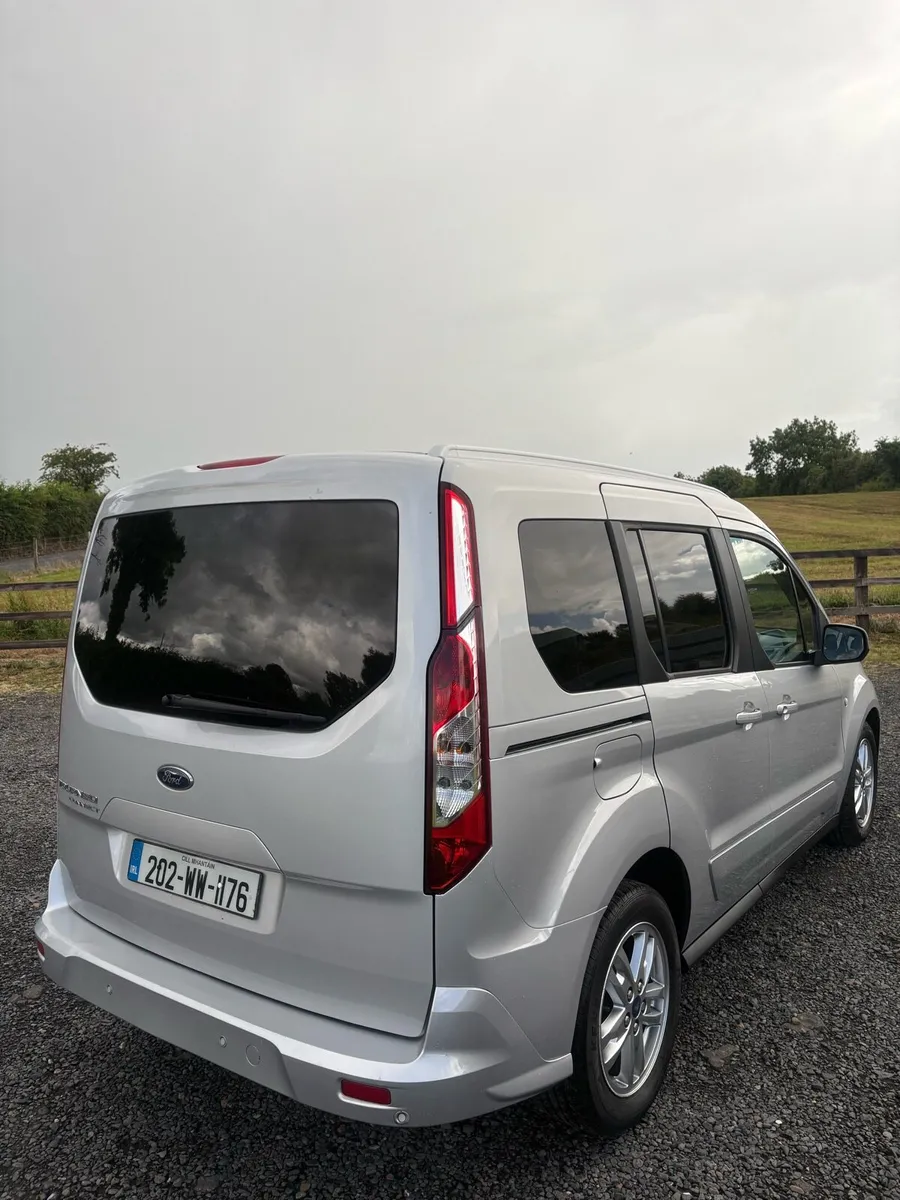 Ford connect tourneo - Image 4