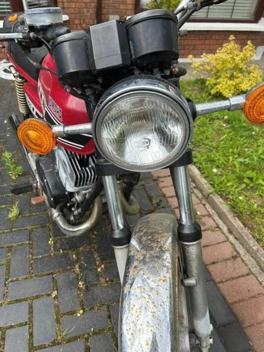 YAMAHA RD 250 1977 - Image 4