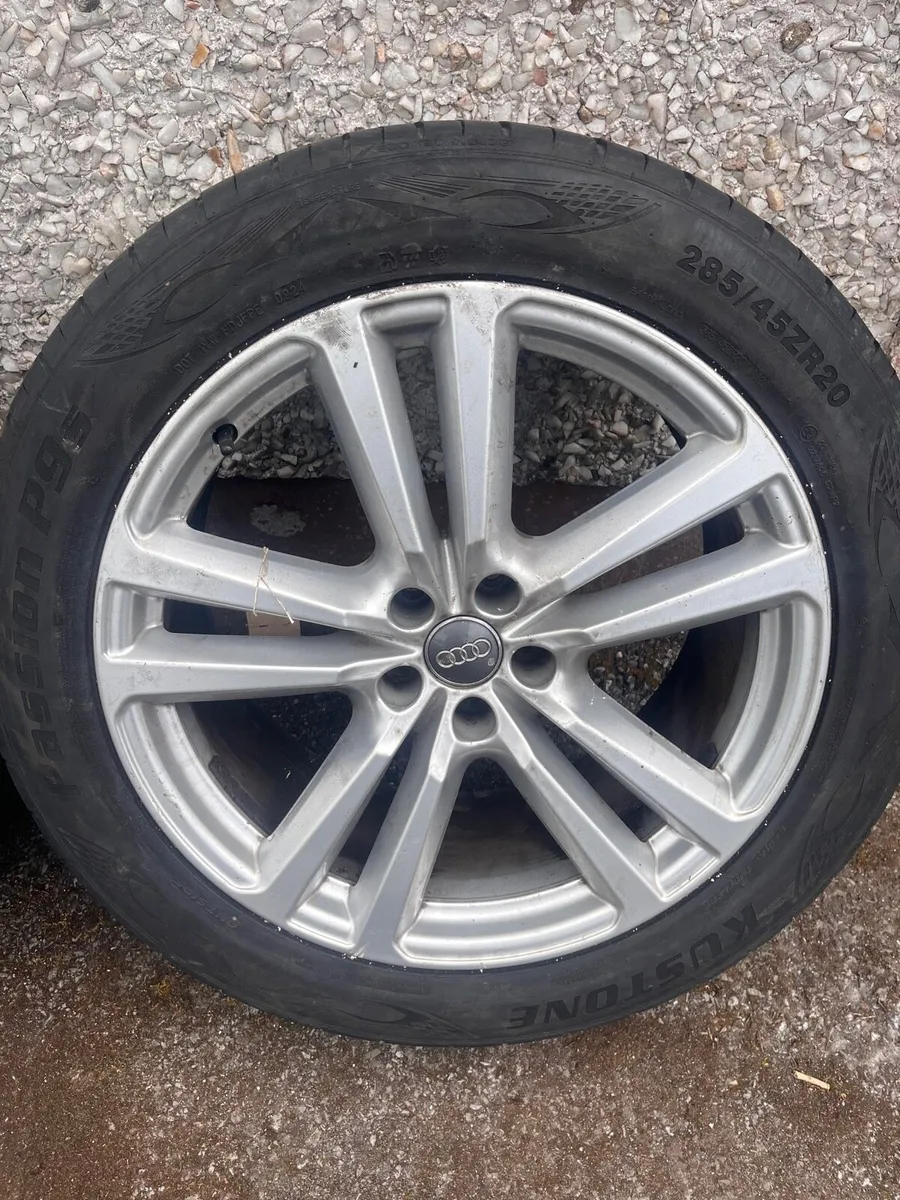 Audi Q7 20” - Image 1