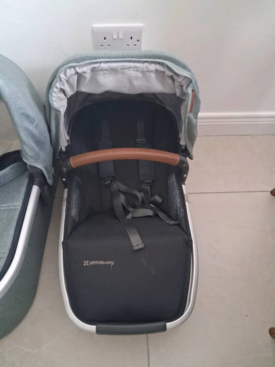 Uppababy vista v2 twin set - Image 4