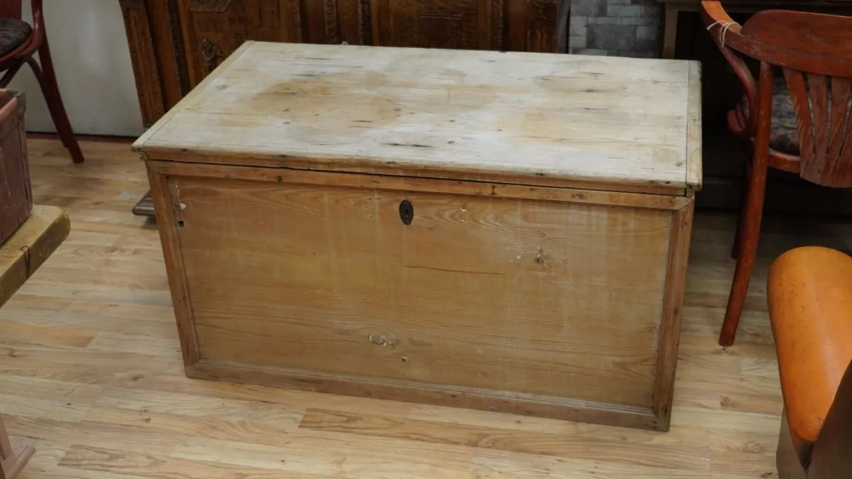 Victorian Pine Blanket Chest - Image 2