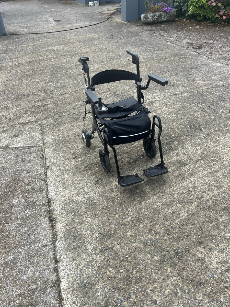 Power chair rollator - Image 1