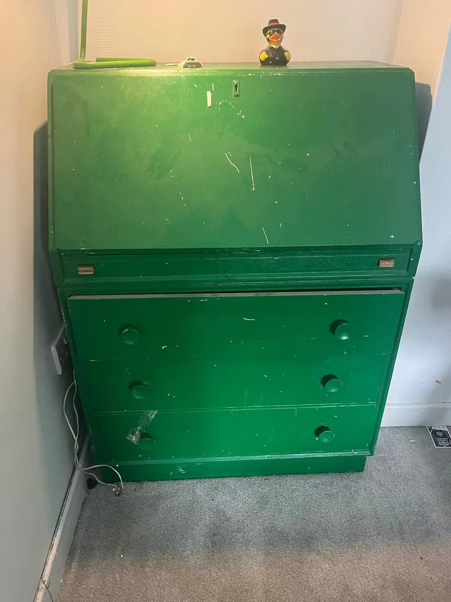 Vintage desk - Image 1