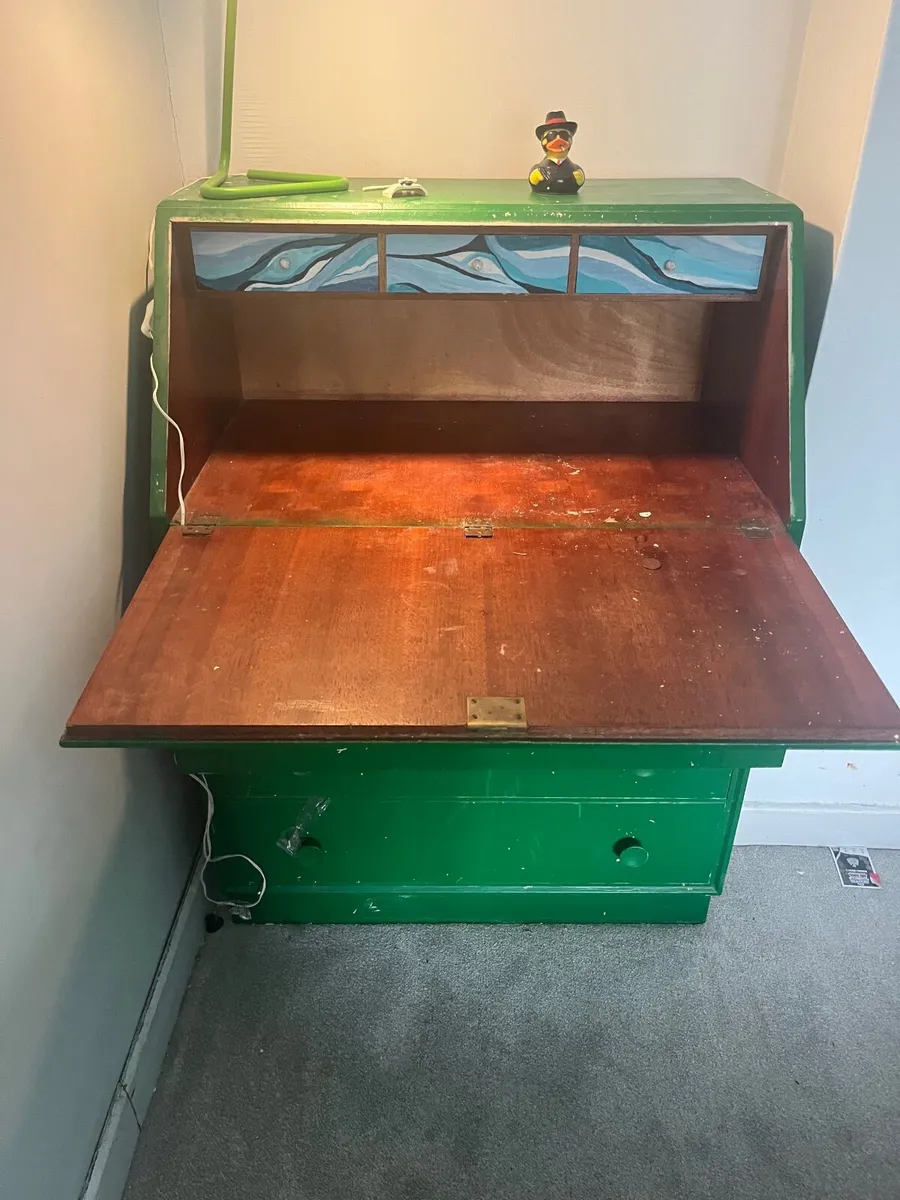 Vintage desk - Image 2