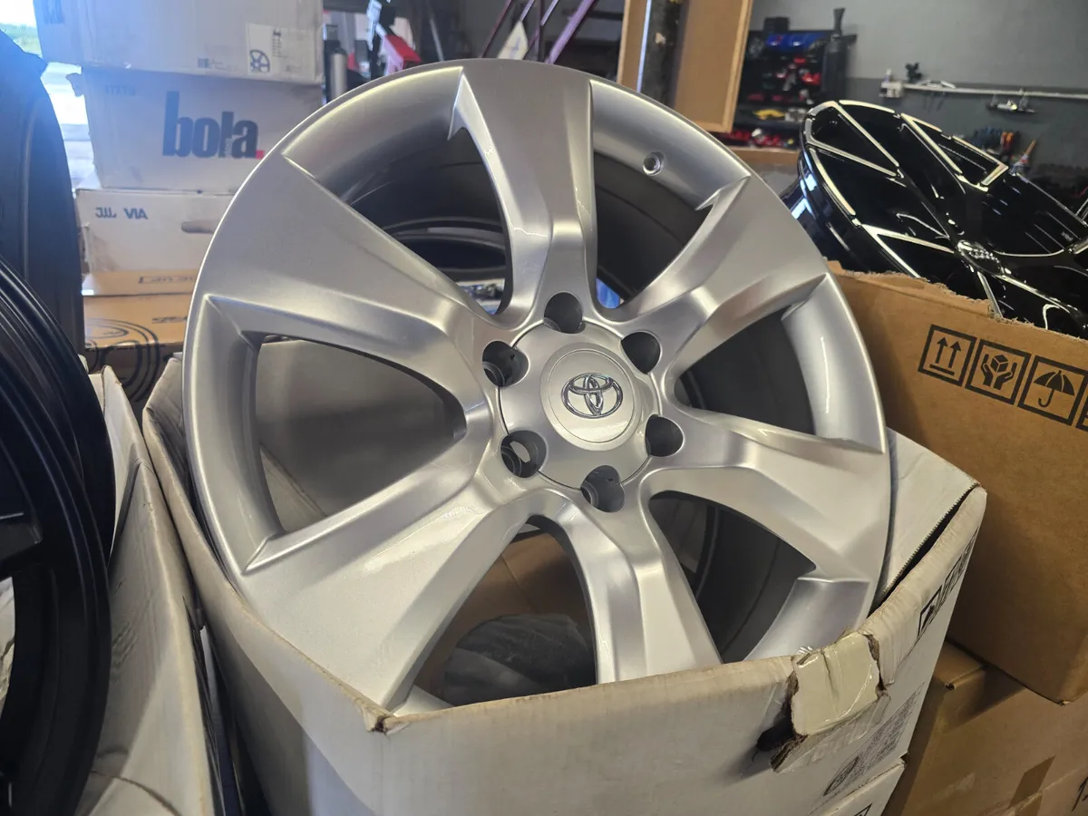 **Special** 20" Toyota LandCruiser Alloys
