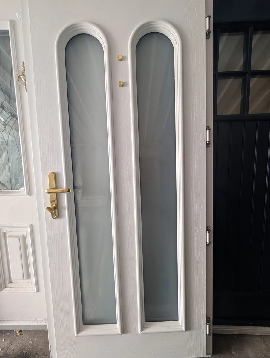 Composite door - Image 2