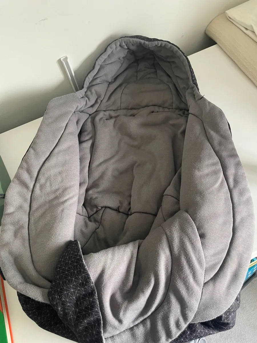 Baby car seat blanket - Image 3