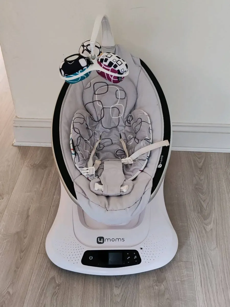 4moms Mamaroo baby Swing/bouncer - Image 2