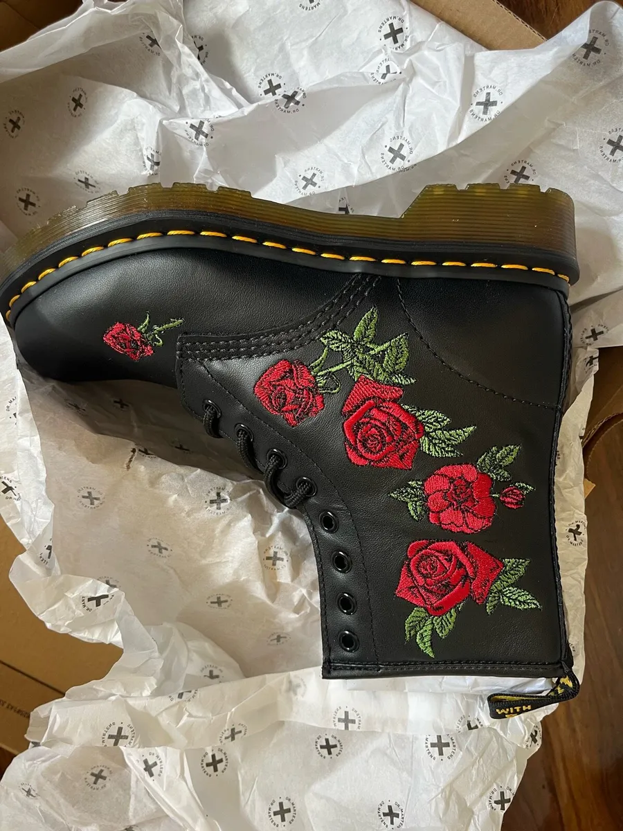Dr. Martens Women - Image 3