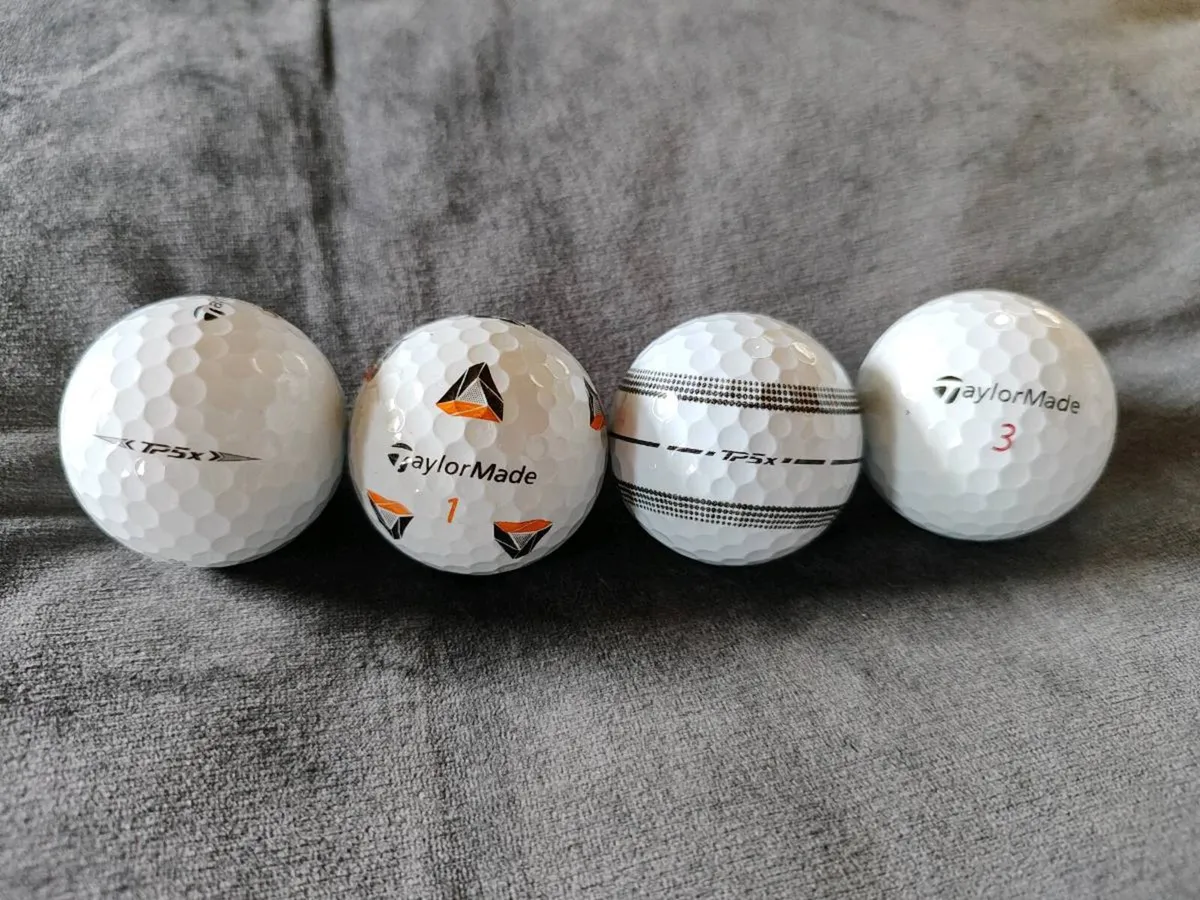 4 TaylorMade TP5x Golf Balls – Like New ⛳