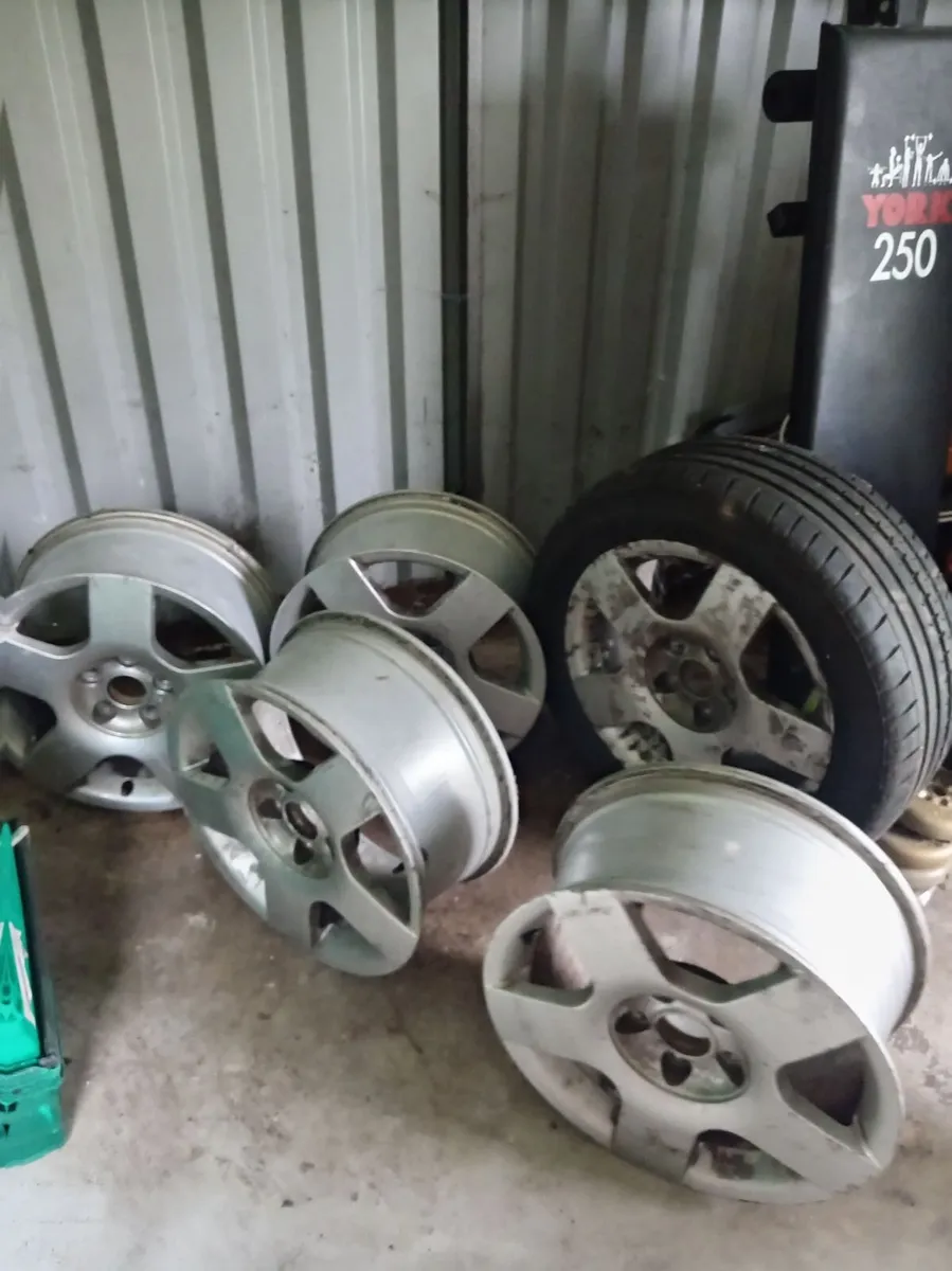 Car wheels