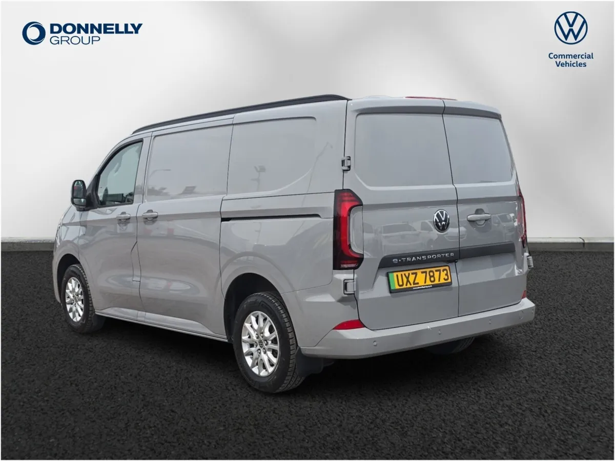 Volkswagen Transporter T32 Swb Electric Commerce P - Image 3