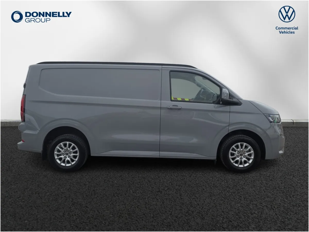 Volkswagen Transporter T32 Swb Electric Commerce P - Image 4
