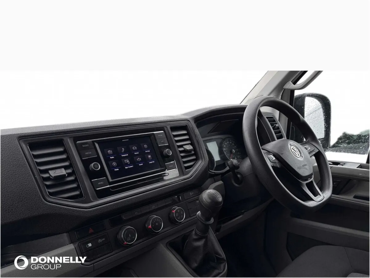 Volkswagen Crafter Cr35 Mwb Diesel Fwd Trendline - Image 2