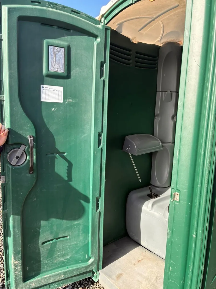 Portable Toilets - Image 4
