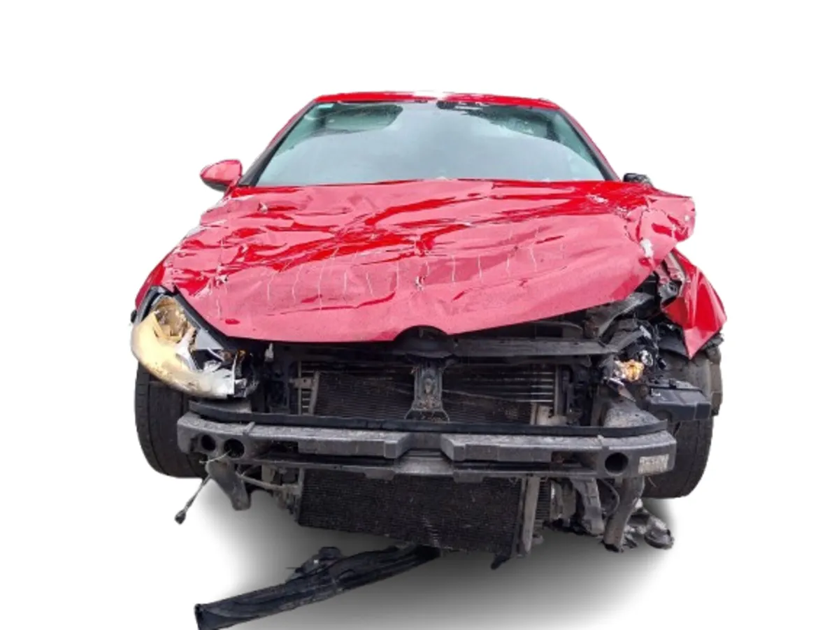 2013 VOLKSWAGEN GOLF For Breaking/Dismantling - Image 2