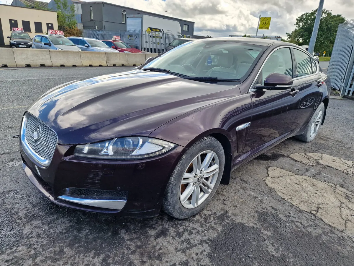 12 JAGUAR XF 3.0 DIESEL AUTO FOR BREAKING - Image 2