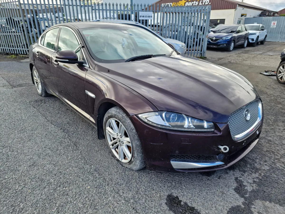12 JAGUAR XF 3.0 DIESEL AUTO FOR BREAKING - Image 1