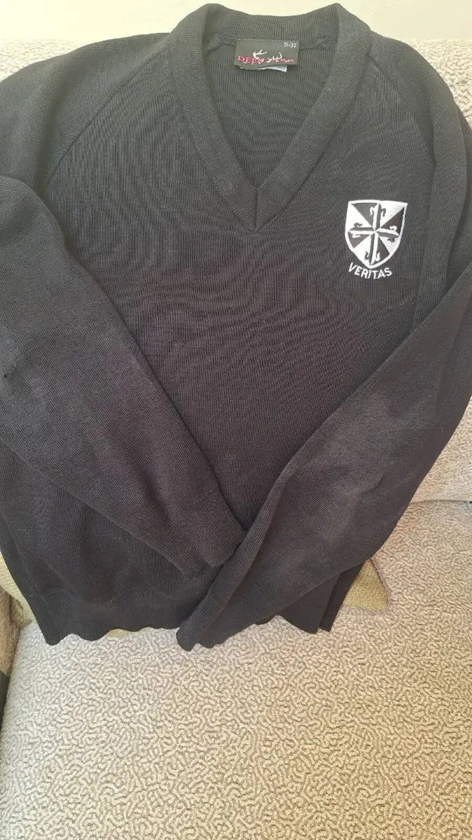 Muckross park jumper - Image 1