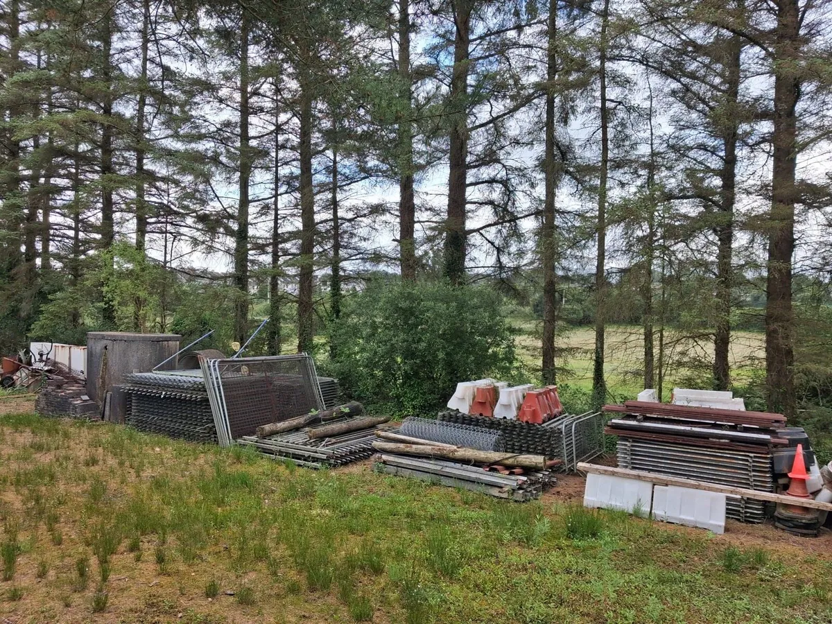 Fencing + Gates - Image 1