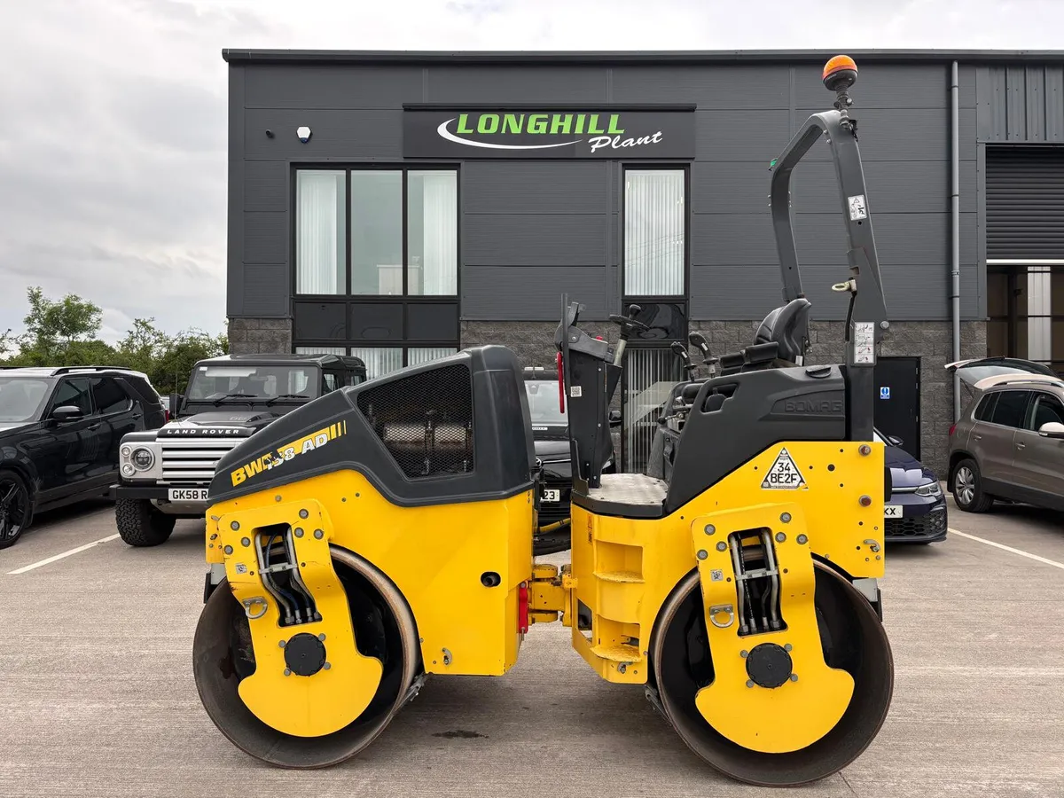 2023 BOMAG BW138 TWIN DRUM ROLLER - Image 4