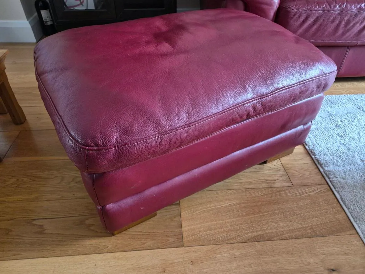 Leather couch and pouffe - Image 4