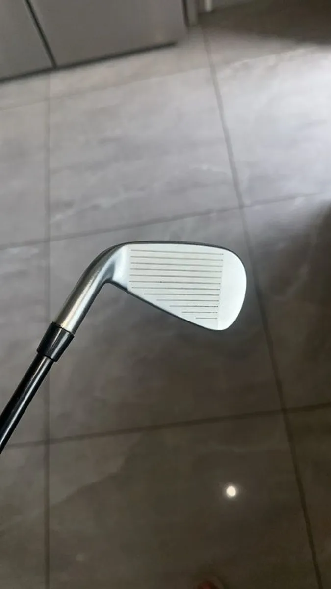 Callaway UT 2 iron - Image 2