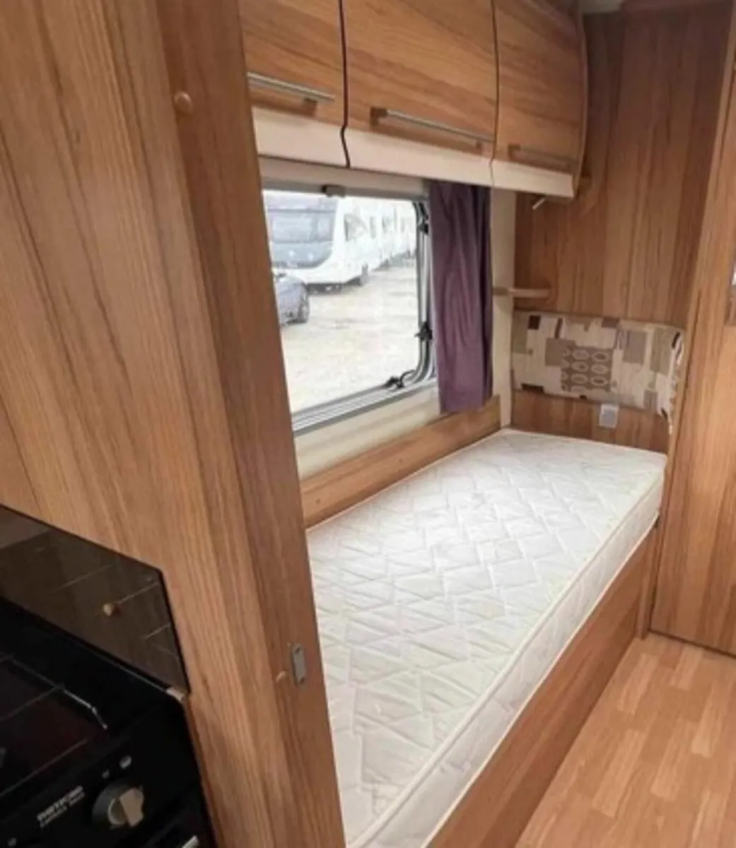 Caravan - Image 4