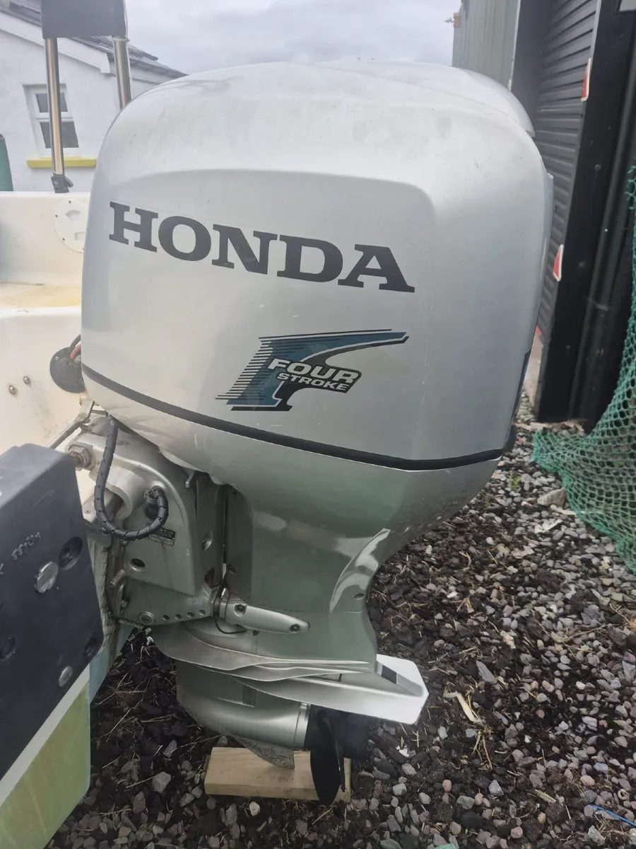 Boat engine, Honda - Image 1