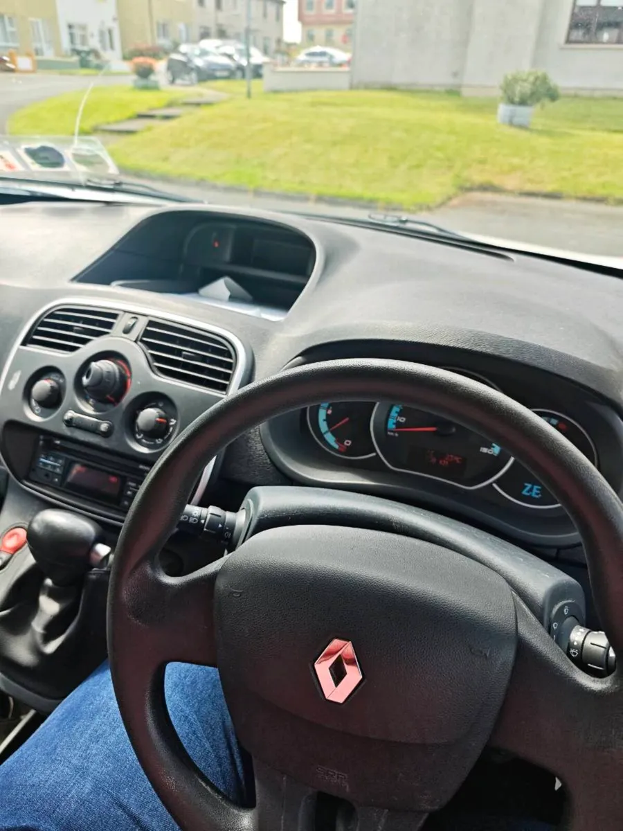 Renault ze business 33kw - Image 4