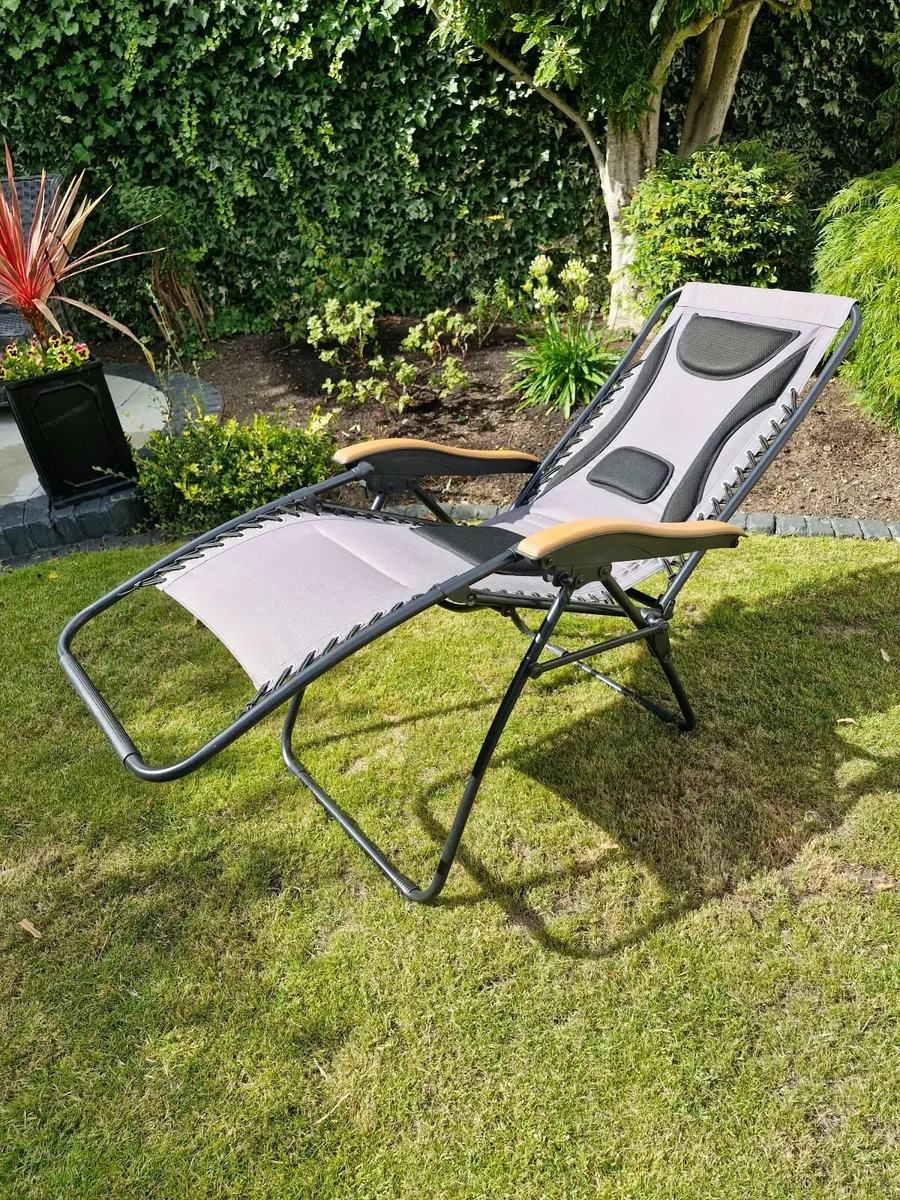 Sun Loungers - Image 2