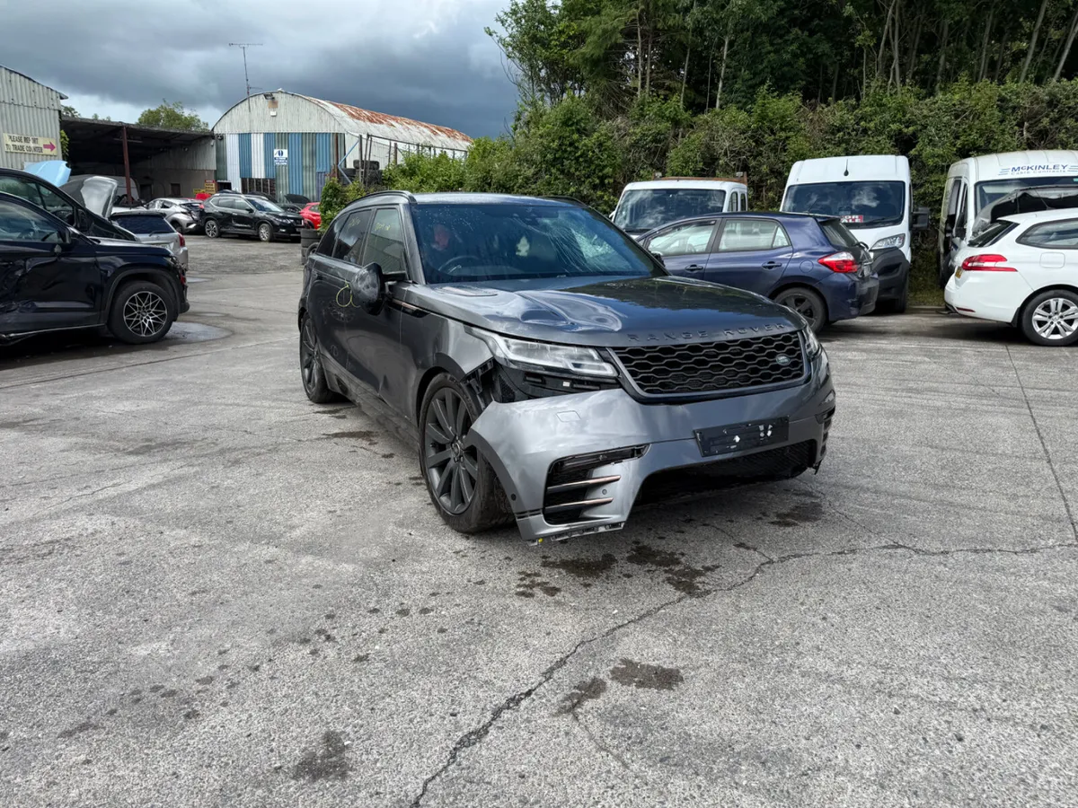 2018 Range Rover Velar 2.0 R-Dynamic SE - Image 3