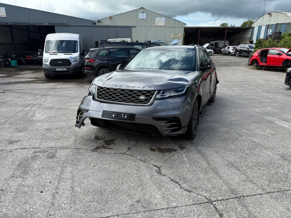 2018 Range Rover Velar 2.0 R-Dynamic SE - Image 2