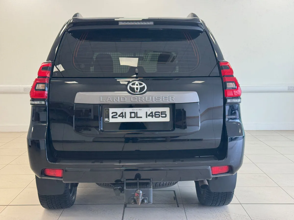 Toyota Land Cruiser 2024 - Image 3