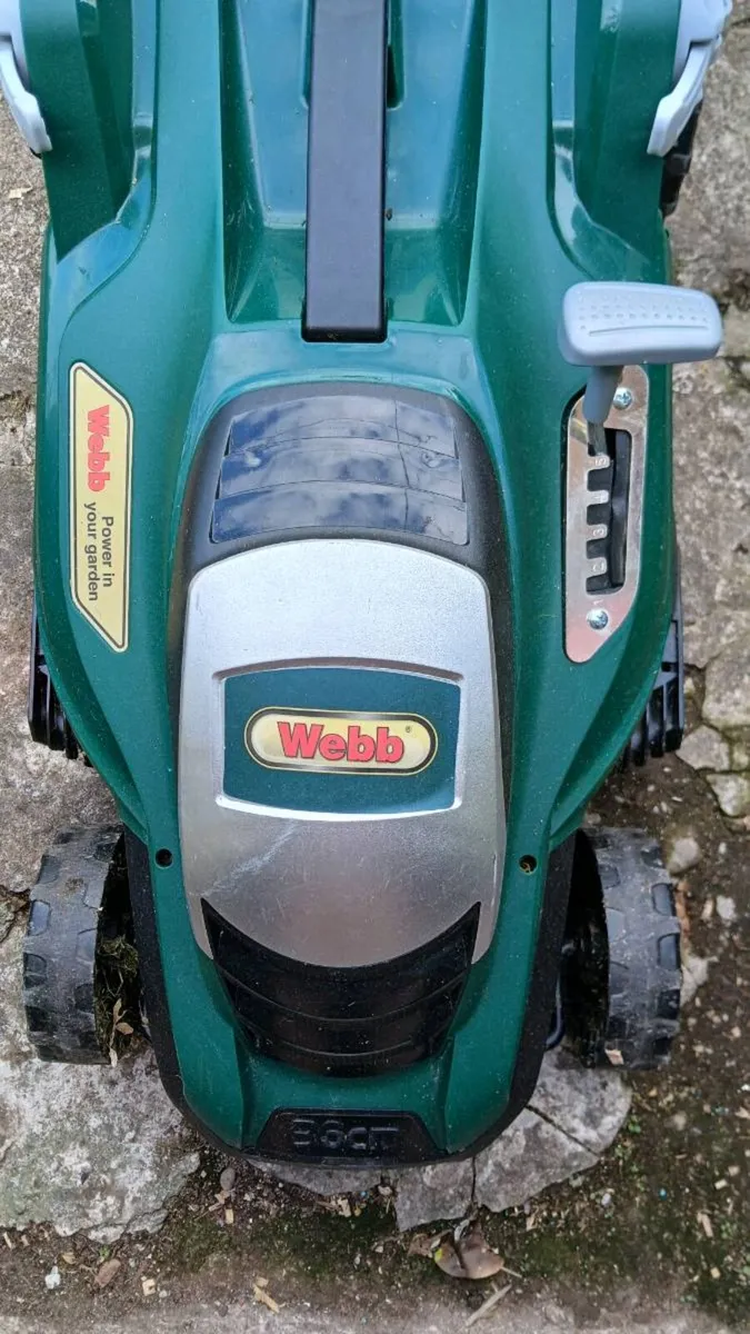 Lawn mower - Image 2