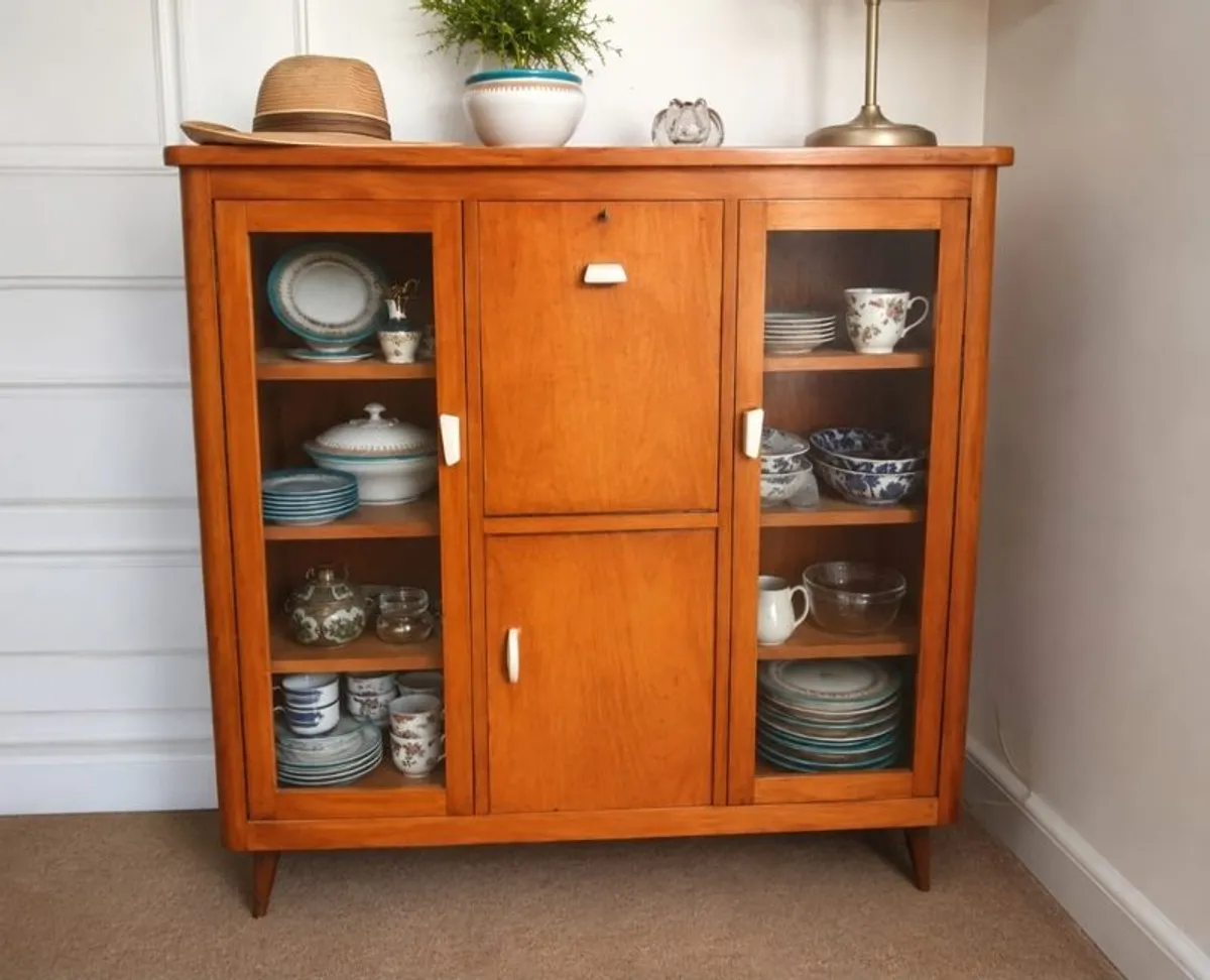 Mid-century teak display cabinet /sideboard - Image 2