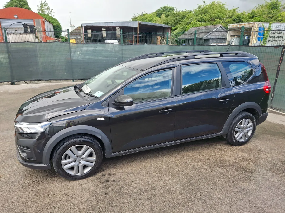 231 Dacia Jogger  Exspersion  1.0 Petrol - Image 4