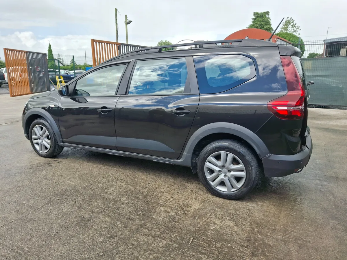 231 Dacia Jogger Expression  1.0 Petrol - Image 3