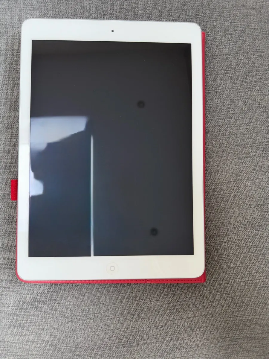 iPad Air 1st generation - Image 2