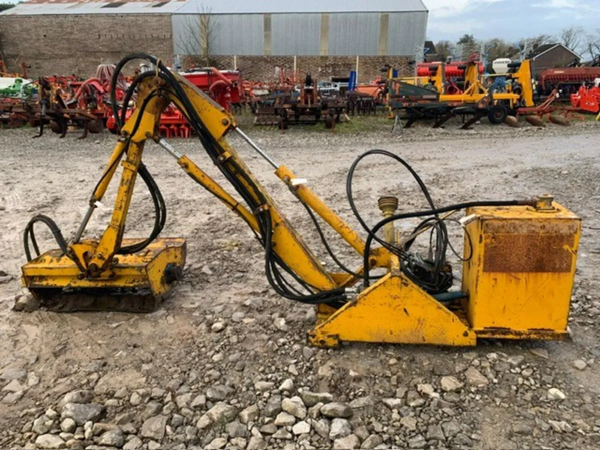 BOMFORD FARMTRIM 435 - Image 1