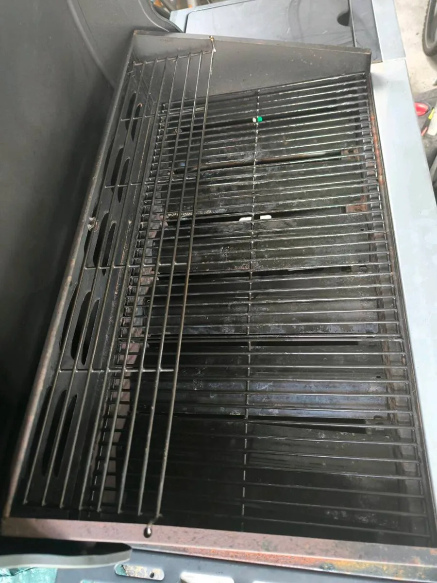 Barbeque, Gas, 6 burner - Image 3