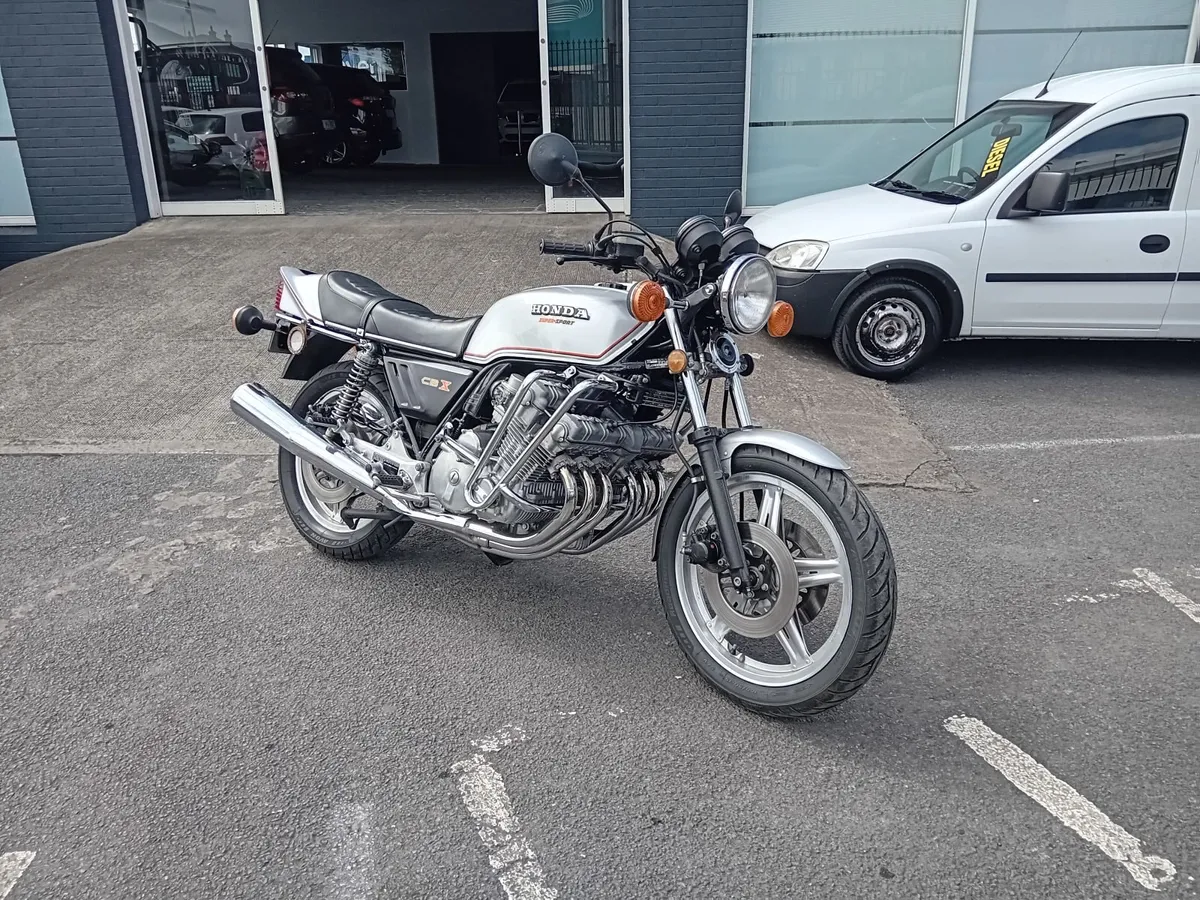 Honda CBX 1979 Silver - Image 3