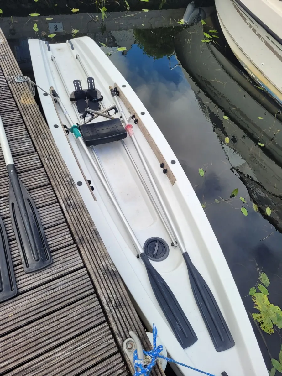 Yole rowing boat - Image 4