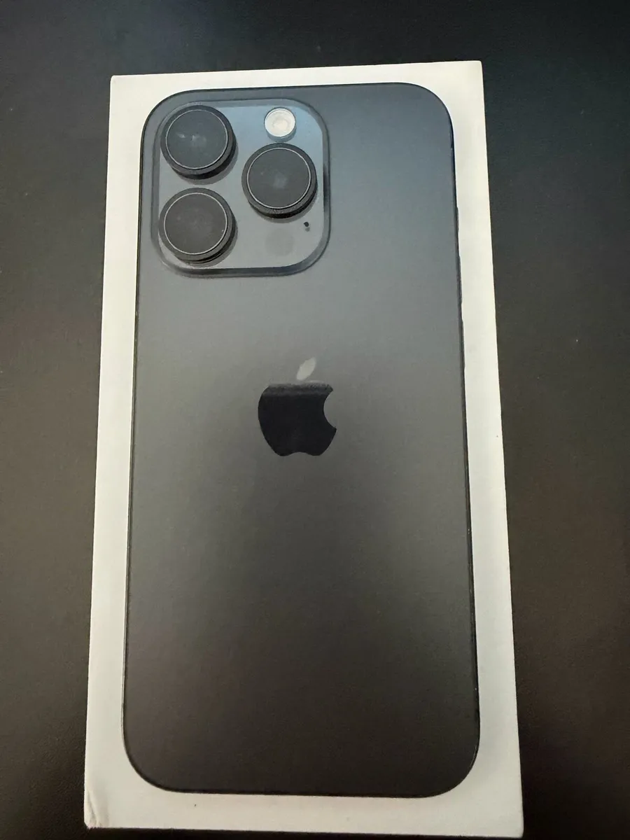 iPhone 15 Pro 128GB Black & Unlocked - Image 2